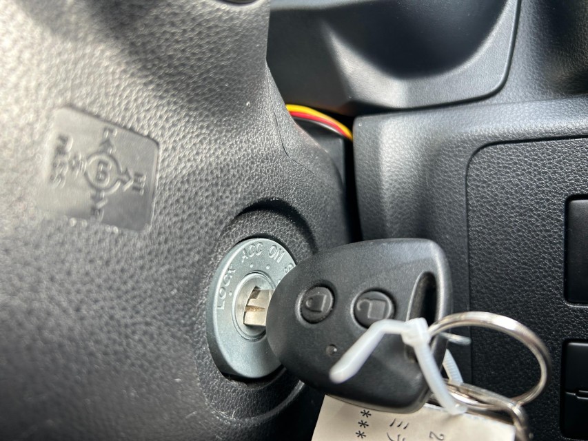 ダイハツ ミライース 17枚目