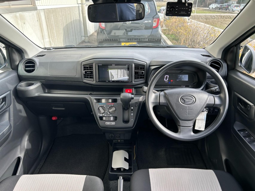 ダイハツ ミライース 22枚目