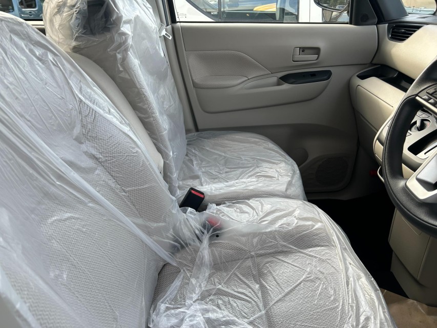 三菱 eKスペース 3枚目