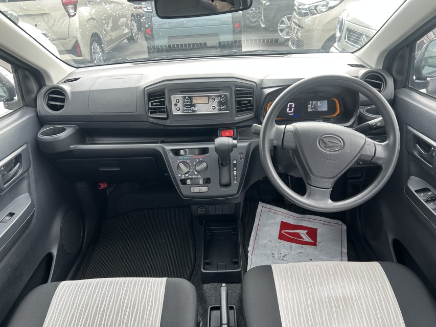 ダイハツ ミライース 27枚目