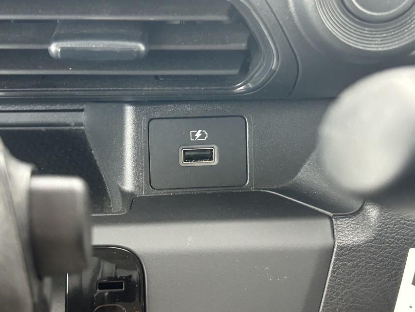 三菱 eKワゴン 14枚目