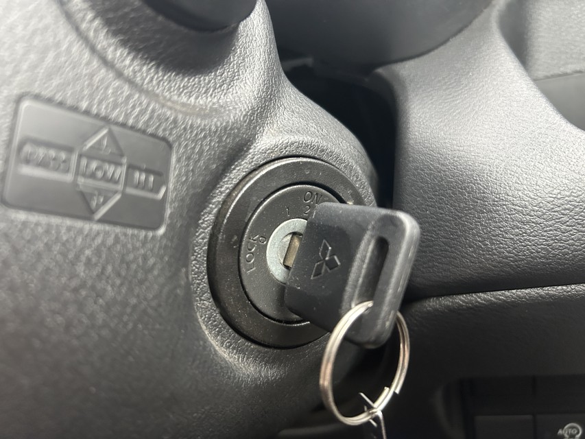 三菱 eKワゴン 19枚目