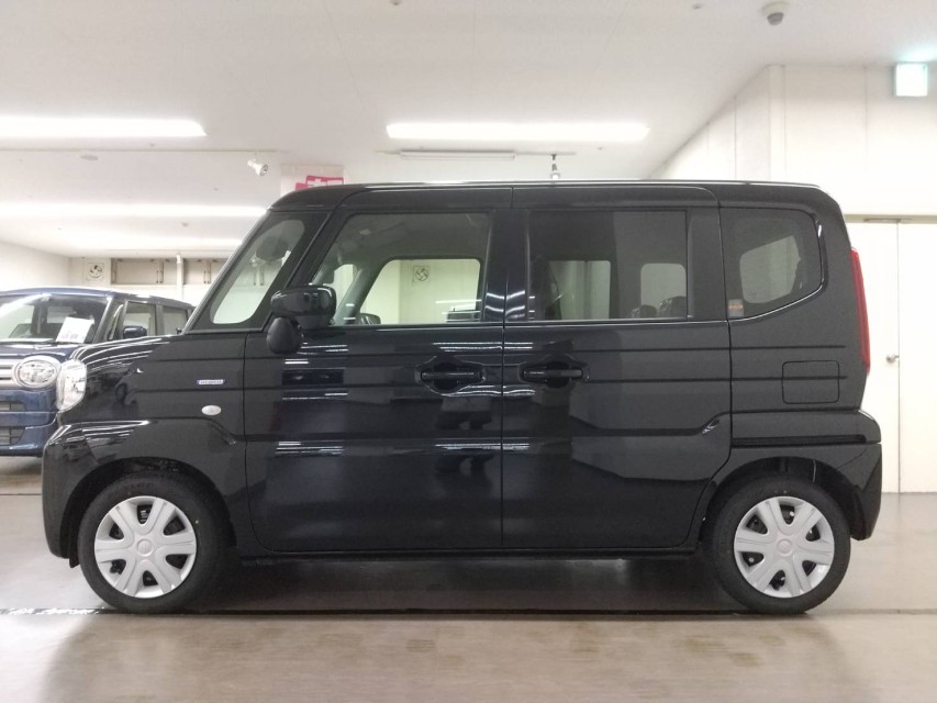 スズキ スペーシア 7枚目