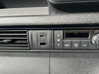 ホンダ N BOX 18枚目