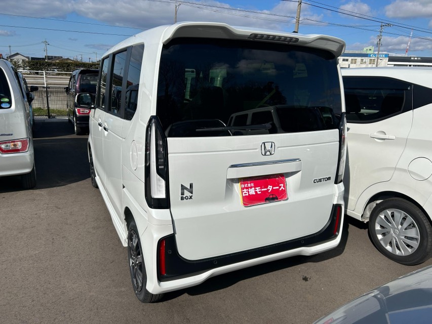 ホンダ N BOX 8枚目