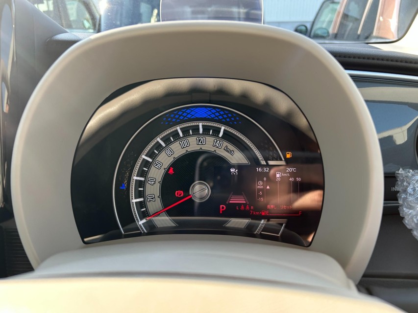 スズキ ワゴンRスマイル 28枚目