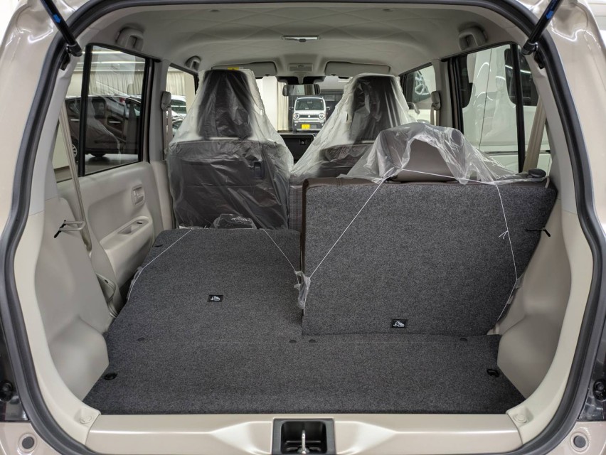 スズキ アルトラパンLC 17枚目