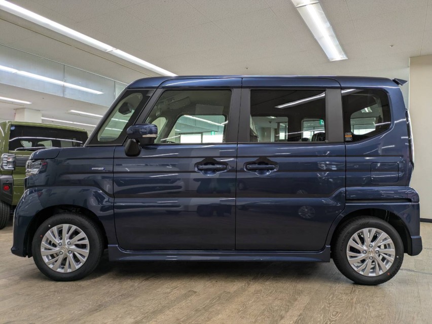 スズキ スペーシア 8枚目