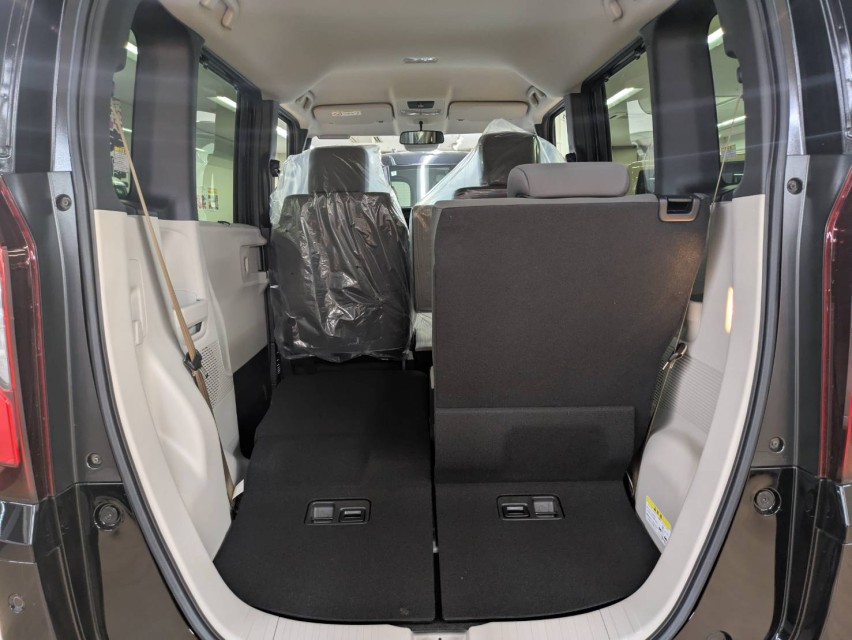 ホンダ N BOX 13枚目