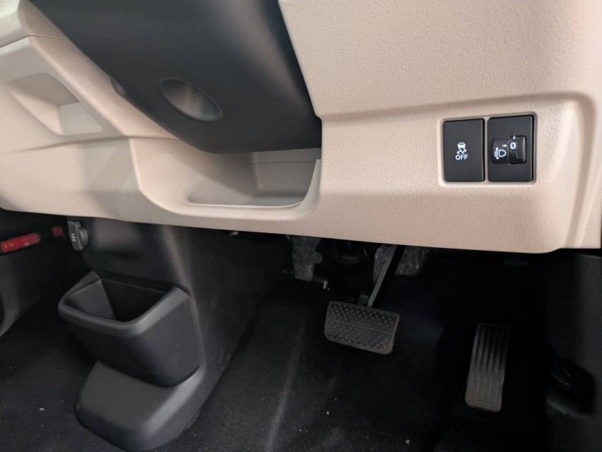 ホンダ N BOX 27枚目