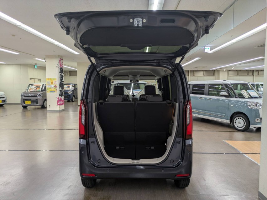 ホンダ N BOX 12枚目