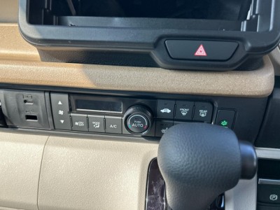 ホンダ N BOX 28枚目