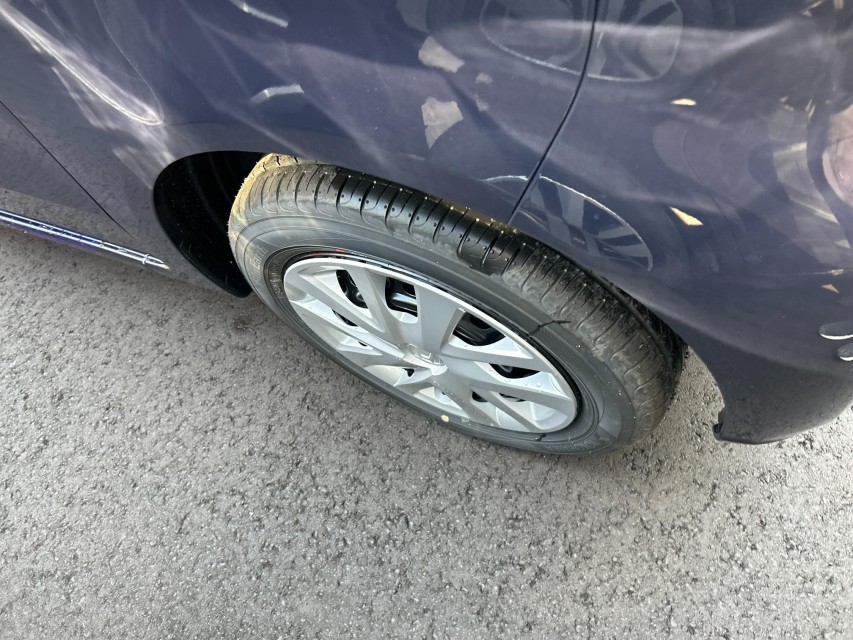 ホンダ N BOX 23枚目