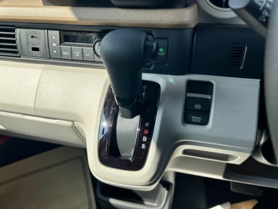 ホンダ N BOX 32枚目