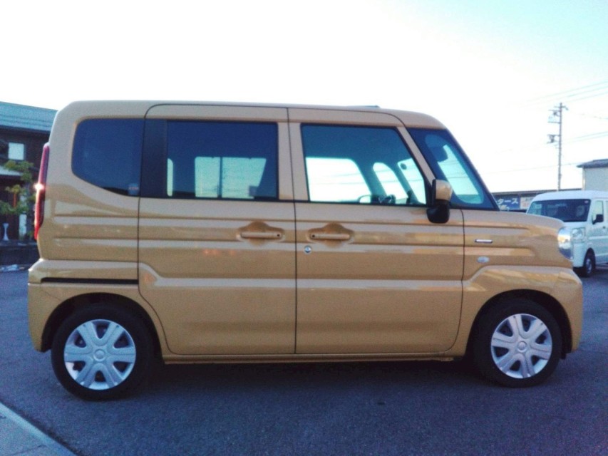 スズキ スペーシア 8枚目