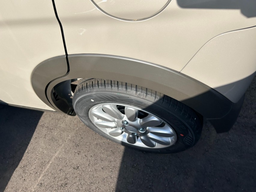 スズキ アルトラパン 17枚目