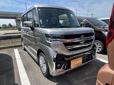 スズキ スペーシア 2枚目