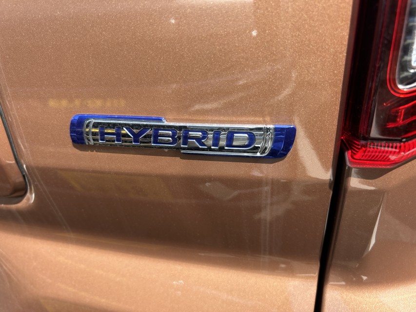 スズキ スペーシア 8枚目