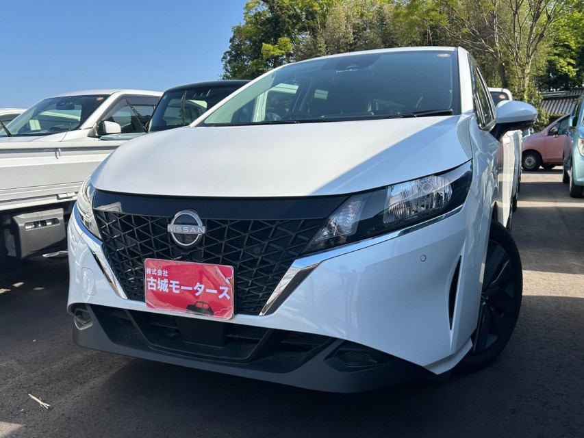 ニッサン ノート 1枚目