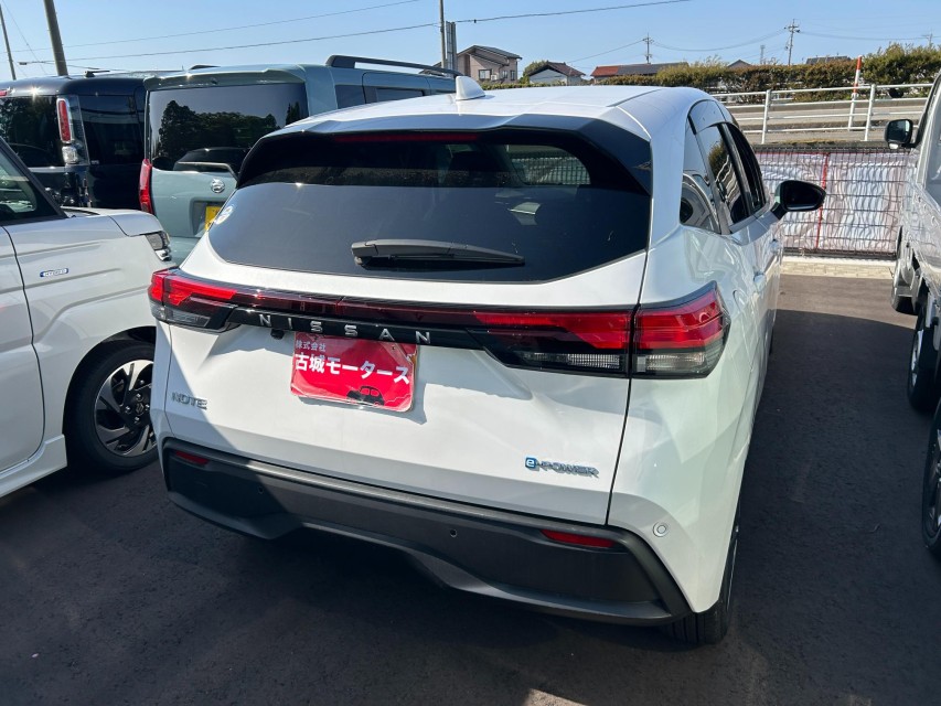 ニッサン ノート 13枚目