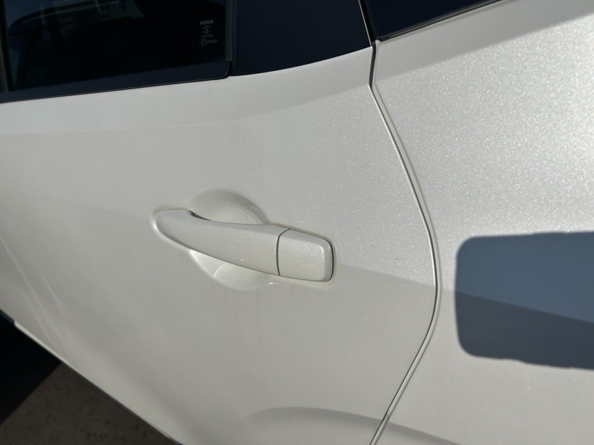 ニッサン ノート 23枚目