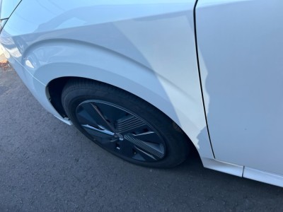 ニッサン ノート 25枚目