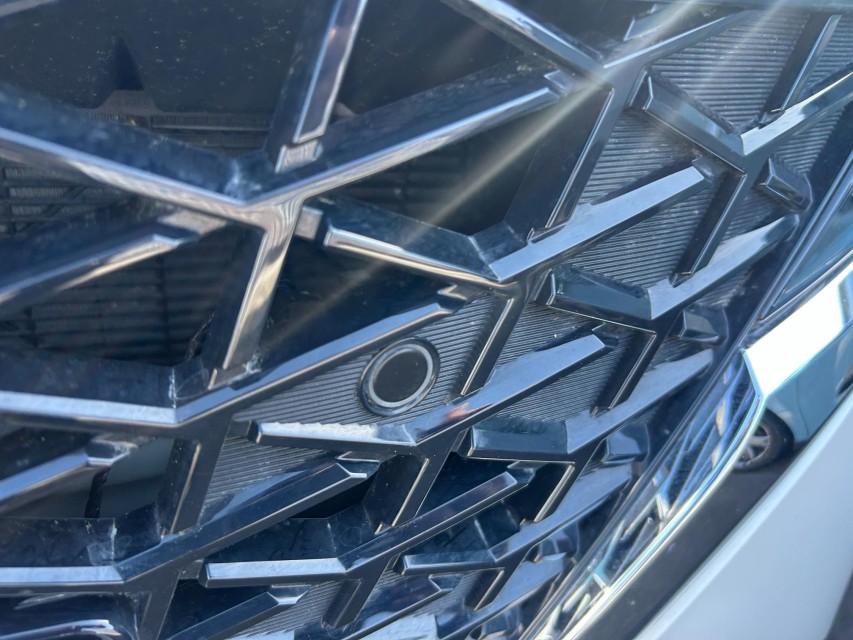 ニッサン ノート 10枚目