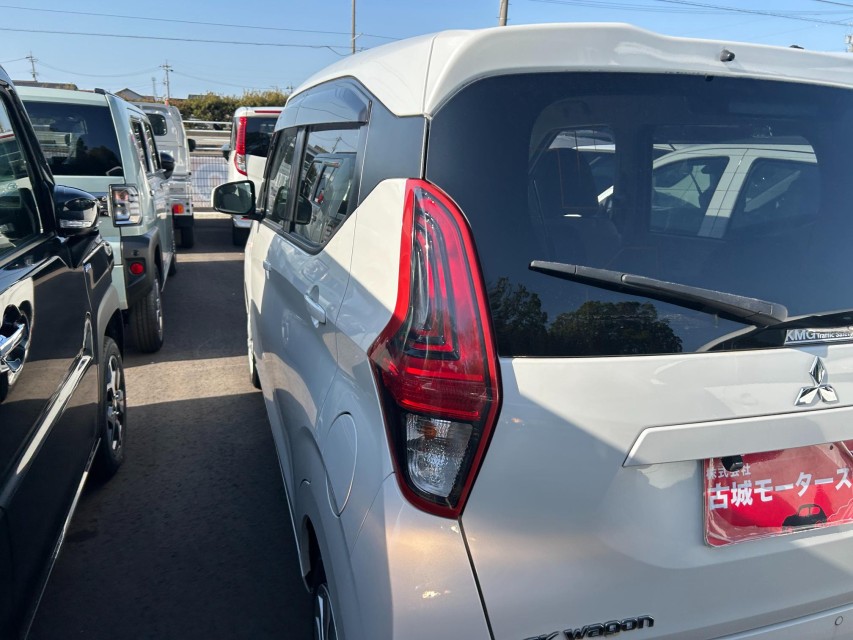 三菱 eKワゴン 14枚目
