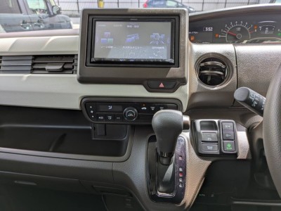 ホンダ N BOX 35枚目