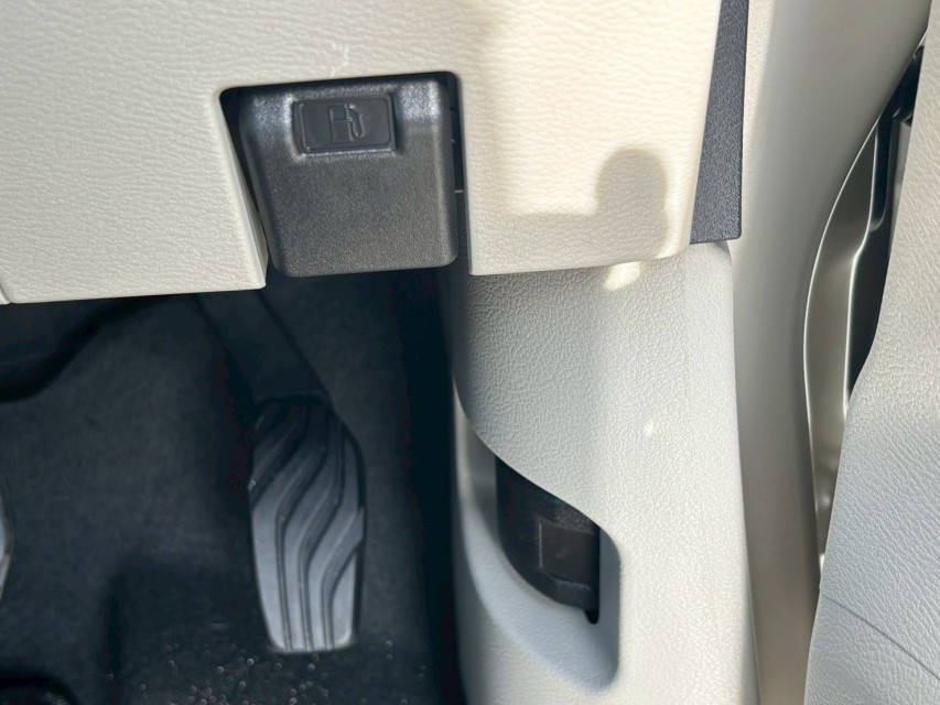 三菱 eKスペース 15枚目