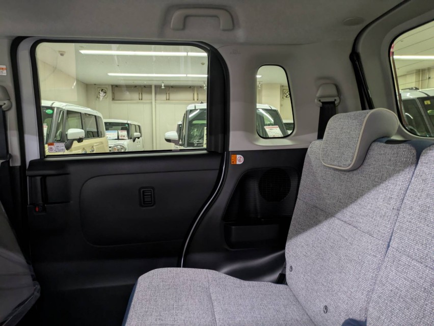 ダイハツ ムーヴキャンバス 25枚目