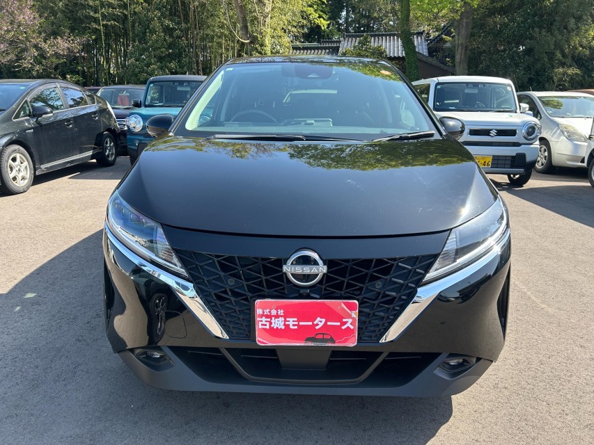 ニッサン ノート 2枚目
