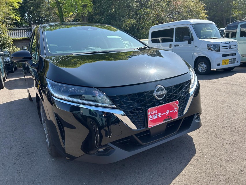 ニッサン ノート 8枚目