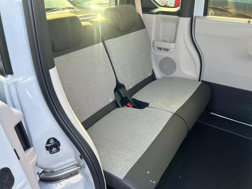 ホンダ N BOX 35枚目