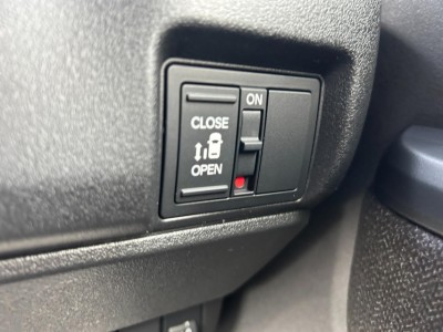 ホンダ N BOX 29枚目