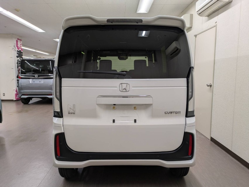 ホンダ N BOX 9枚目