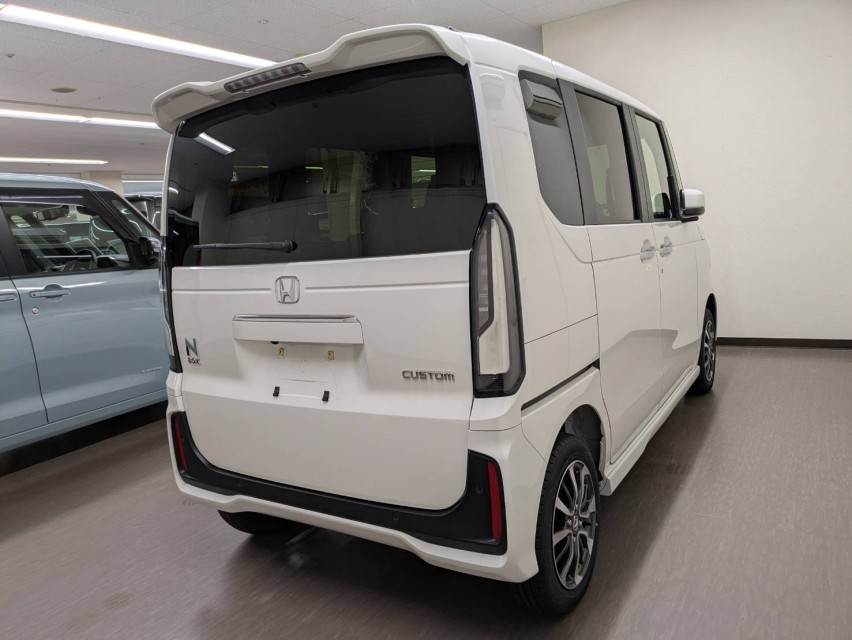 ホンダ N BOX 10枚目