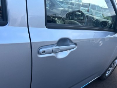 ダイハツ ミライース 30枚目