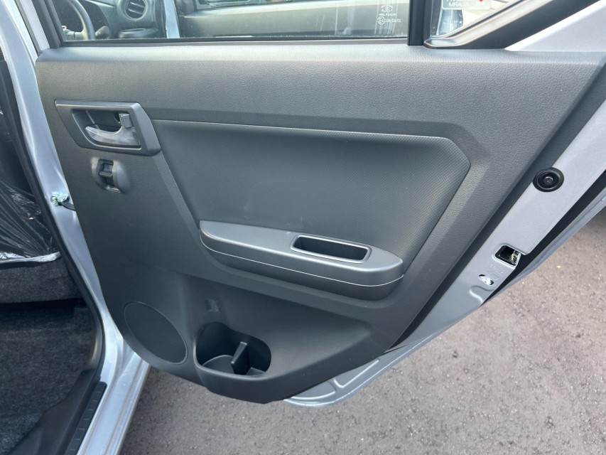 ダイハツ ミライース 37枚目