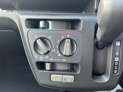 ダイハツ ミライース 40枚目