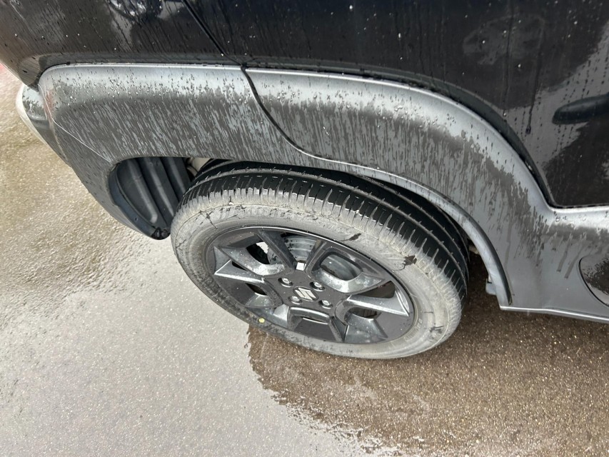 スズキ クロスビー 28枚目