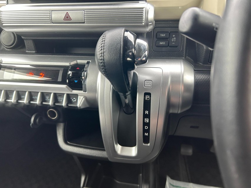 スズキ クロスビー 31枚目