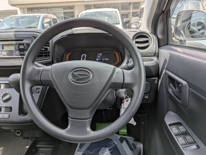ダイハツ ミライース 22枚目