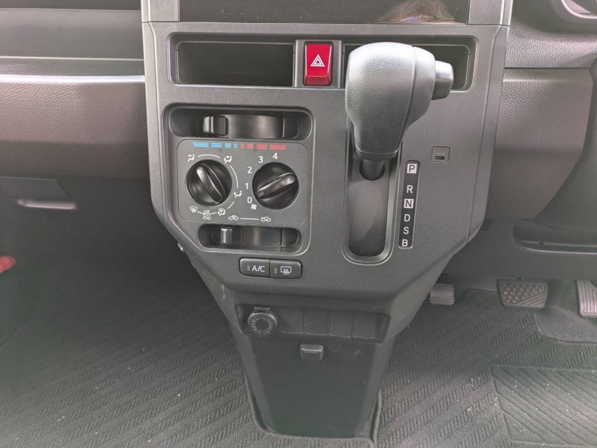 ダイハツ トール 39枚目