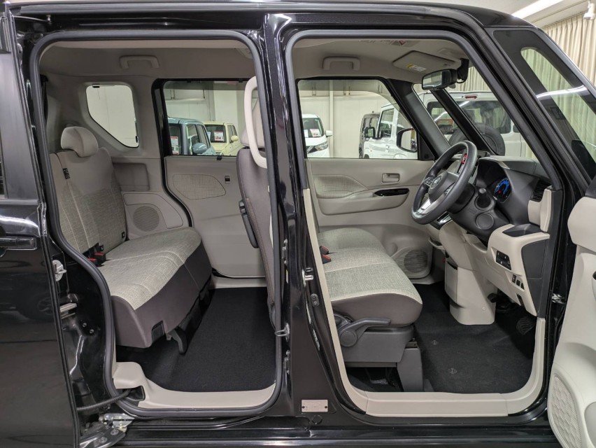 ニッサン ルークス 24枚目