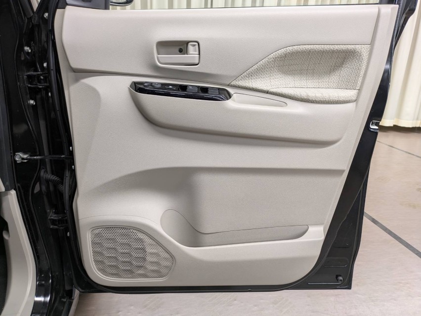 ニッサン ルークス 30枚目