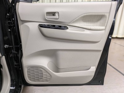 ニッサン ルークス 30枚目