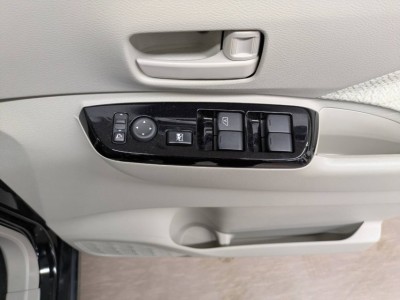 ニッサン ルークス 31枚目