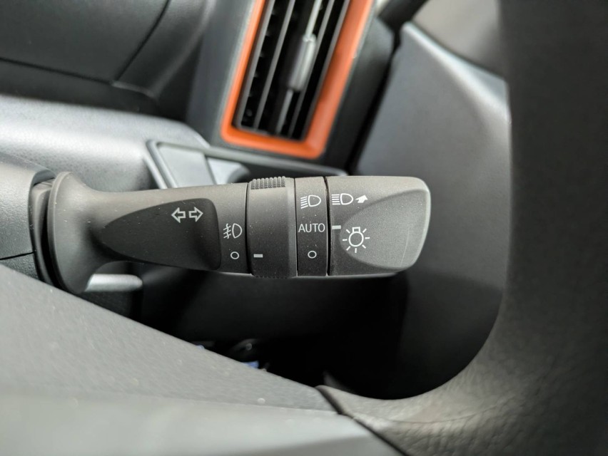 ダイハツ タントファンクロス 36枚目