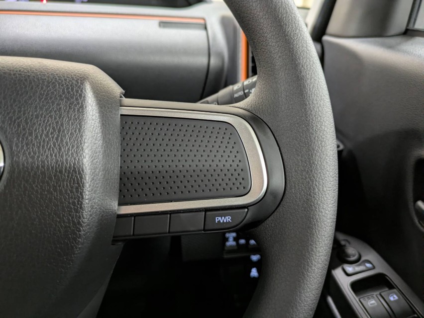 ダイハツ タントファンクロス 38枚目